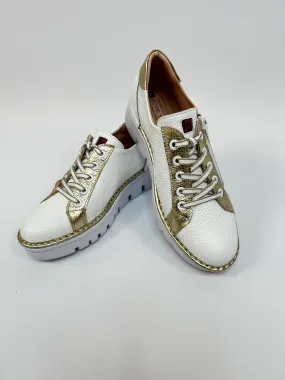 JOSE SAENZ White & Gold Trainers