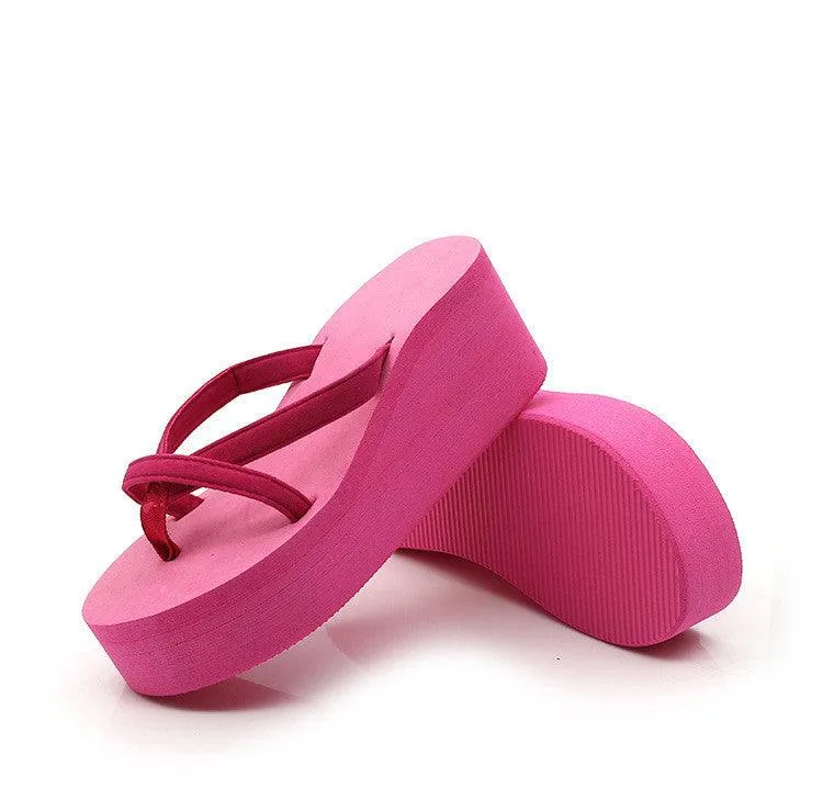 Wedge flip-flops Slippers
